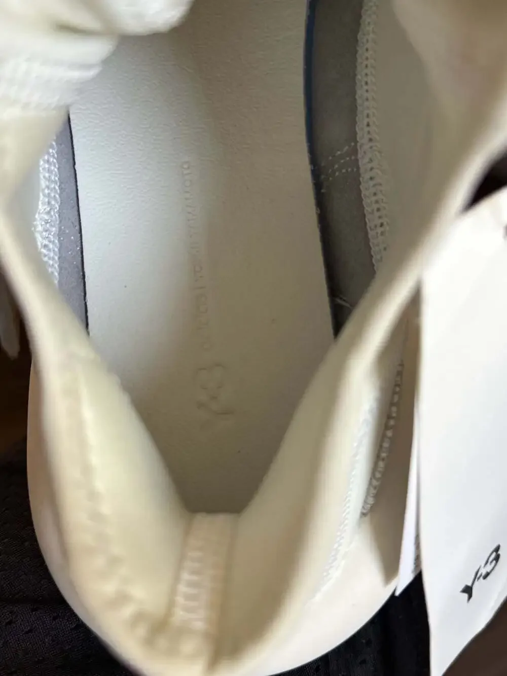 Adidas Y-3 Kaiwa Yohji Yamamoto Off White FZ6384 size 8 men / 9.5 in women New!